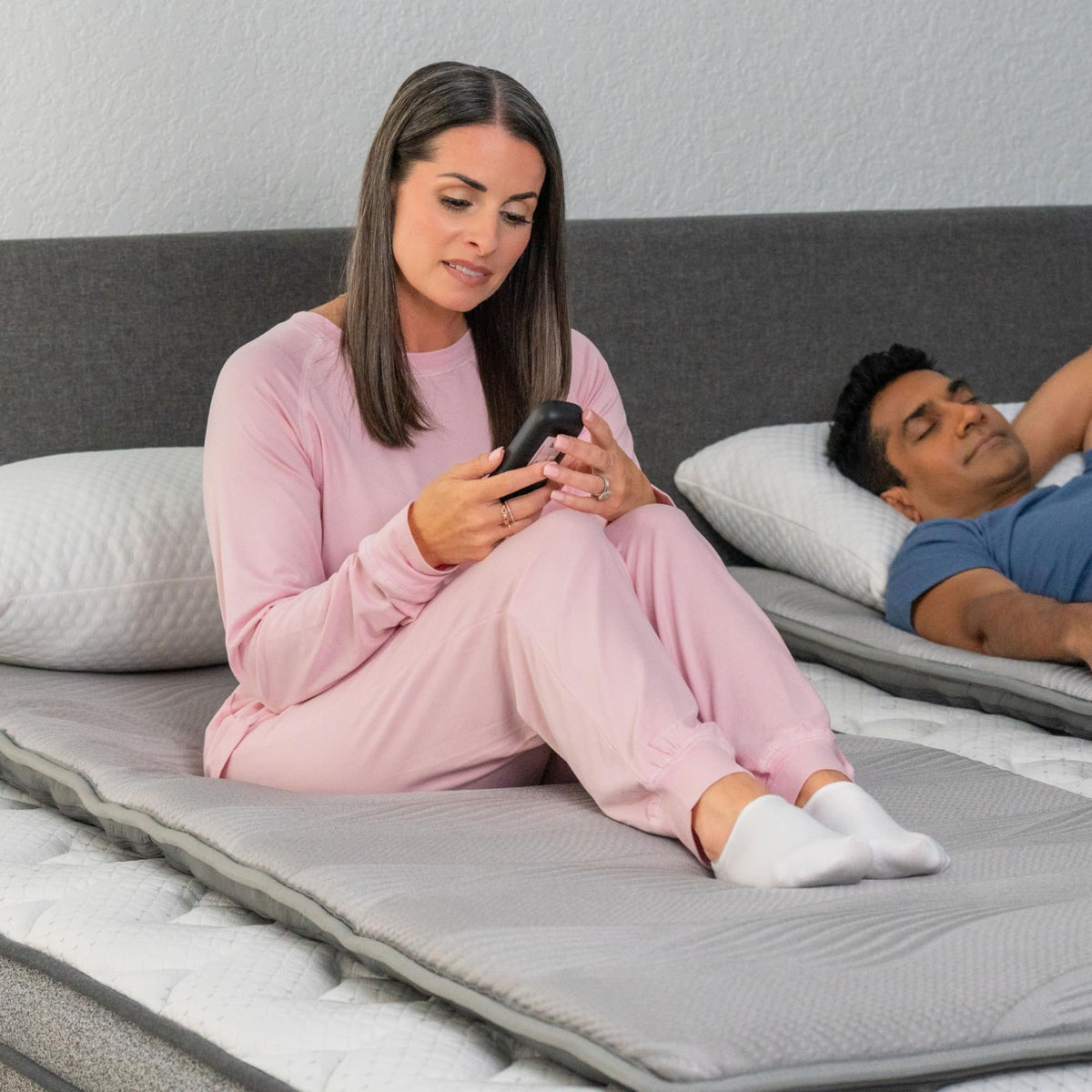 Massage Mat with 3" Gel Memory Foam Y97863
